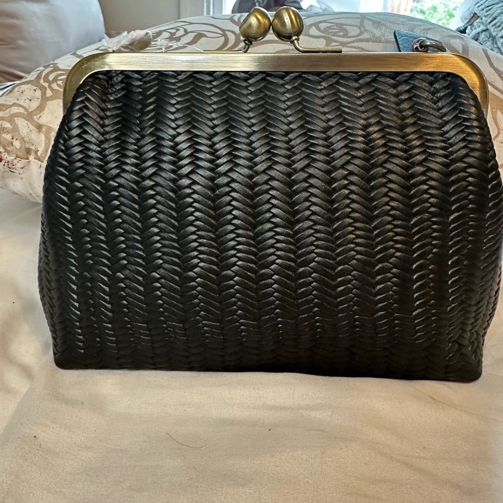 Anna by Anuschka Woven Leather Kiss-Lock Crossbody Clutch Bag Black NWT - Picture 5 of 9